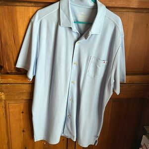 Tommy Bahamas short sleeve polyester short shirt size XXL.